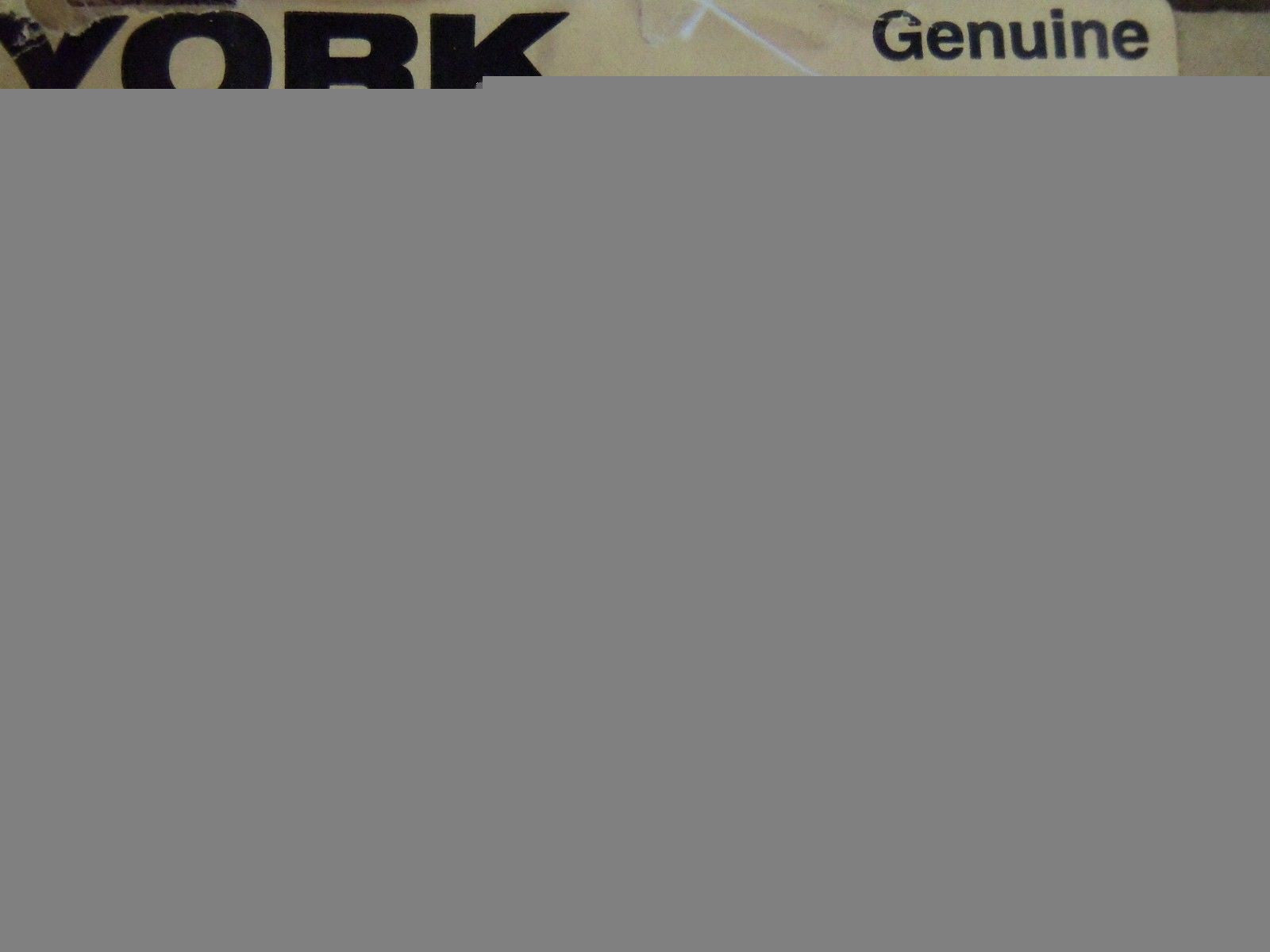 YORK 665-25183-000 CAGE VALVE *NEW IN BOX*